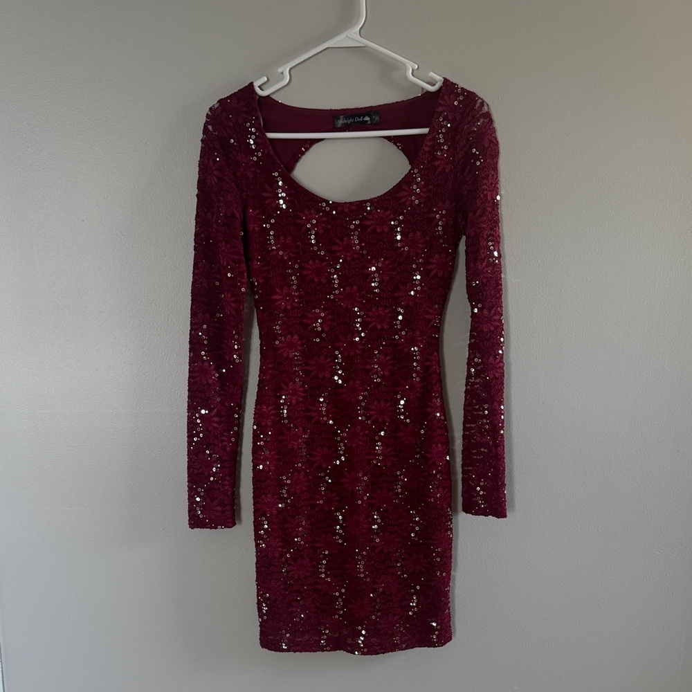 Glamorous Long Sleeve Burgundy Sequin Dress